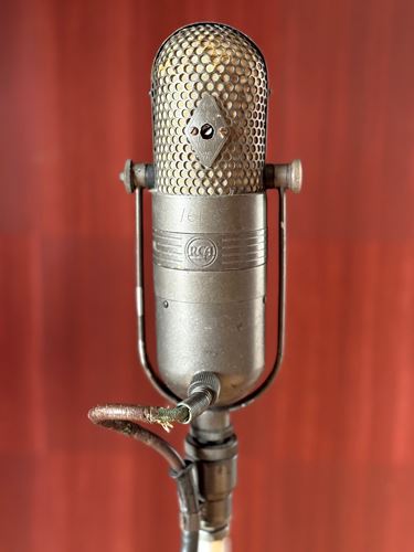 Rca-77DX ribbon microphone